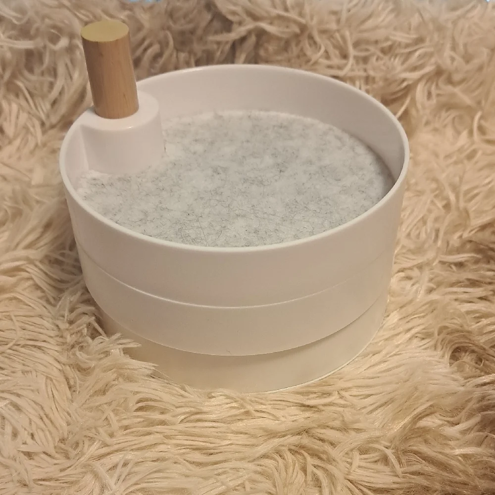 Elegant White Rotating Bathroom Organizer
